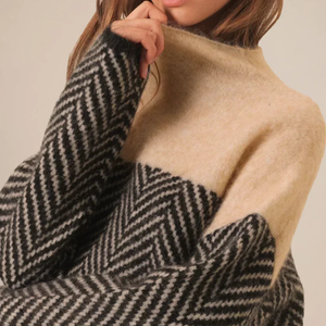 Comfy Family Blumea - Herringbone Sweater