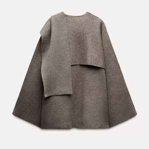 Comfy Family Clyra - Cozy Cape Coat