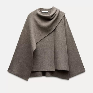 Comfy Family Clyra - Cozy Cape Coat